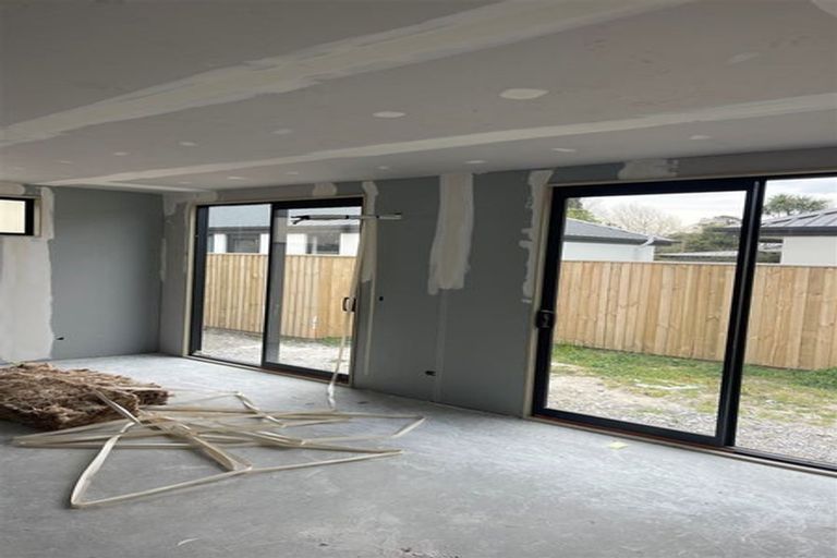 Photo of property in 1b Maelor Place, Bryndwr, Christchurch, 8053