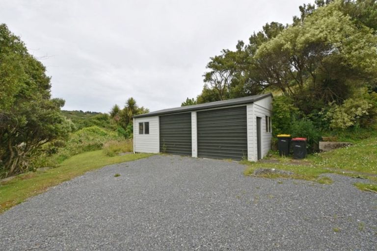 Photo of property in 69 Onslow Street, Bluff, 9814