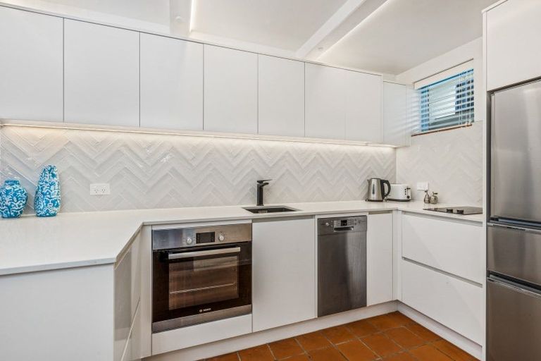 Photo of property in Oceanside Apartments, 6/453 Hibiscus Coast Highway, Orewa, 0931