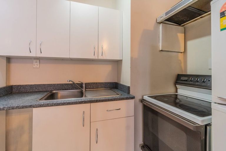 Photo of property in Eden Heights Apartments, 1m/94 Dominion Road, Mount Eden, Auckland, 1024