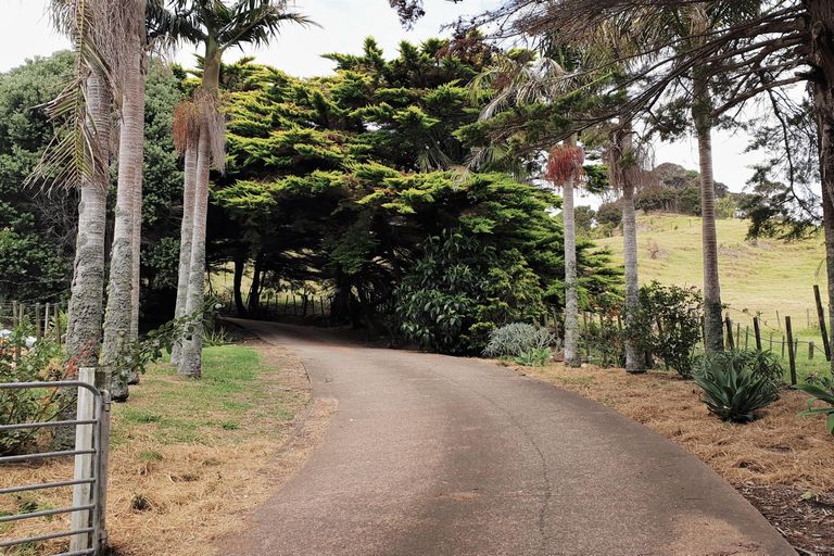 Photo of property in 544 State Highway 10, Cable Bay, 0420