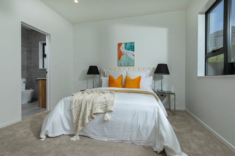 Photo of property in 3 Riroriro Road, Hobsonville, Auckland, 0616