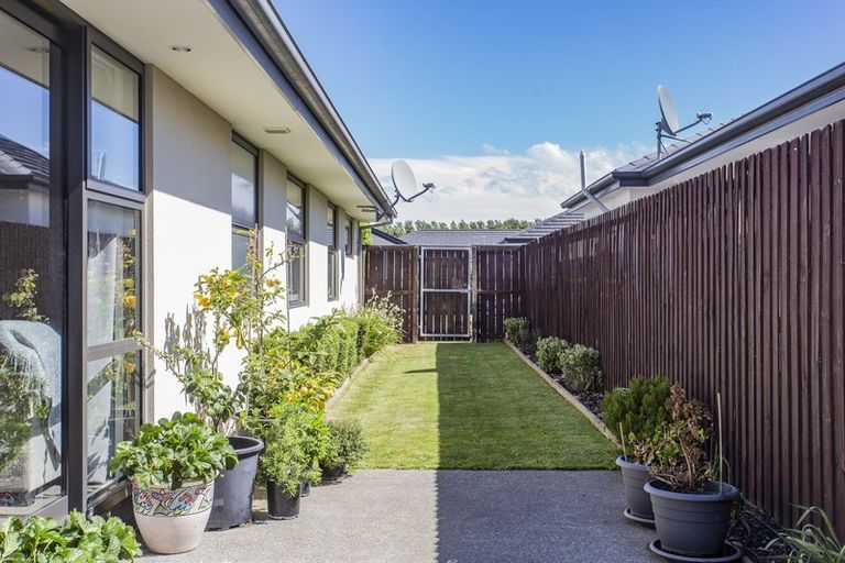 Photo of property in 7 Robalan Close, Halswell, Christchurch, 8025