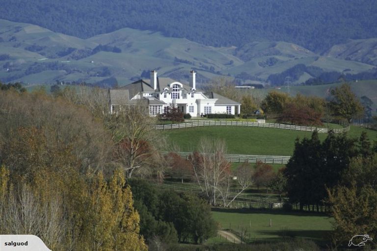 Photo of property in 43 Gilmore Road, Ngahinapouri, Hamilton, 3290