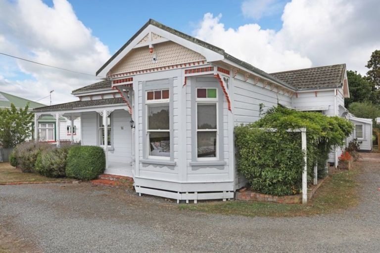 Photo of property in 16 Toia Street, Marton, 4710
