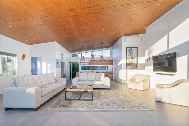 Photo of property in 20 Captain Wood Avenue, Whitianga, 3510