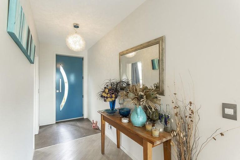 Photo of property in 25 Glendermid Close, Sawyers Bay, Port Chalmers, 9023