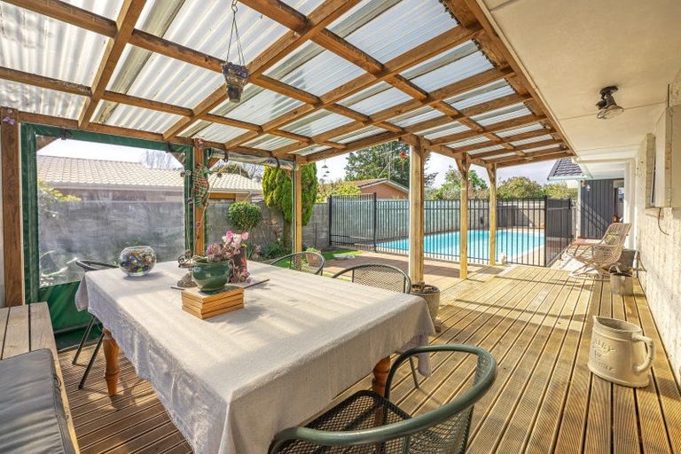 Photo of property in 8 Knights Grove, Otaki, 5512