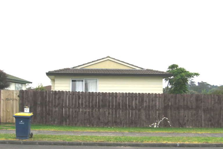 Photo of property in 14 Childers Road, Ranui, Auckland, 0612