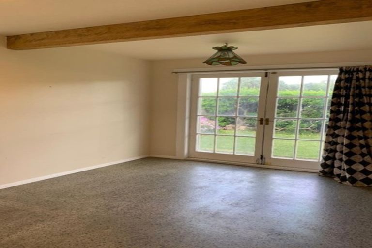 Photo of property in 2 Cluny Road, Plimmerton, Porirua, 5026