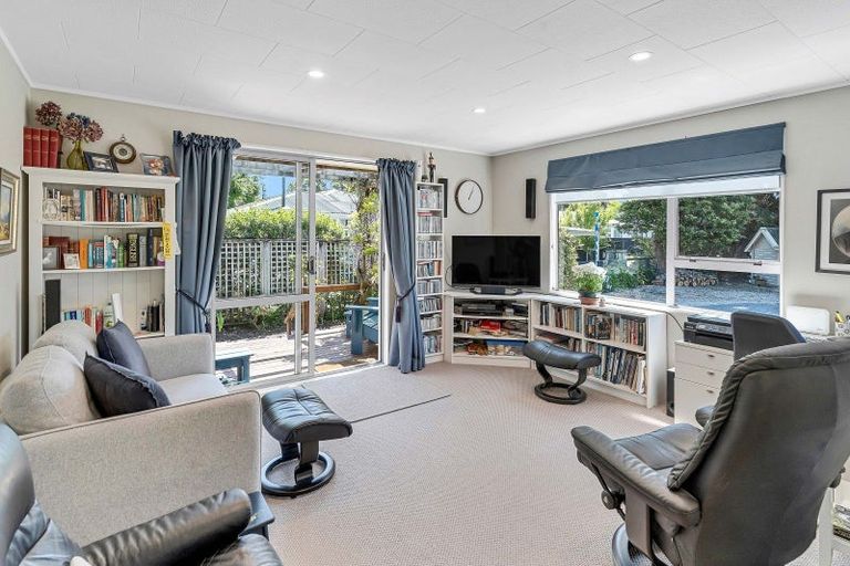 Photo of property in 8a Wood Street, Greytown, 5712