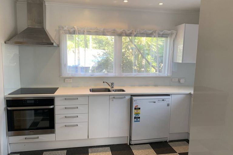 Photo of property in 368 Upper Harbour Drive, Greenhithe, Auckland, 0632