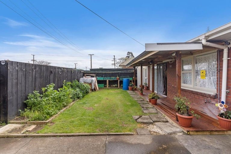 Photo of property in 3/33 Cleek Road, Mangere East, Auckland, 2024
