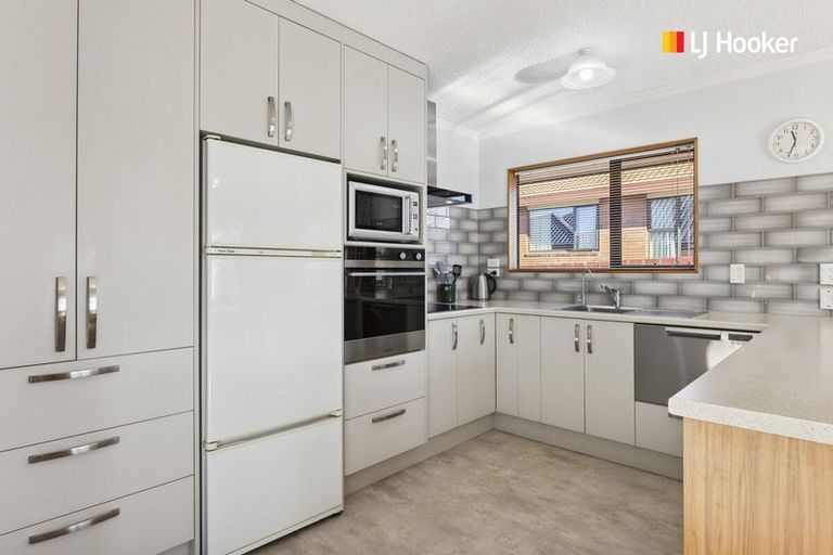 Photo of property in 11 Lochend Street, Musselburgh, Dunedin, 9013