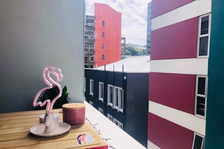Photo of property in Edward Street Apartments, 32/3 Edward Street, Te Aro, Wellington, 6011