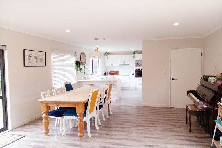 Photo of property in 47 Nielsen Gardens, Rototuna, Hamilton, 3210