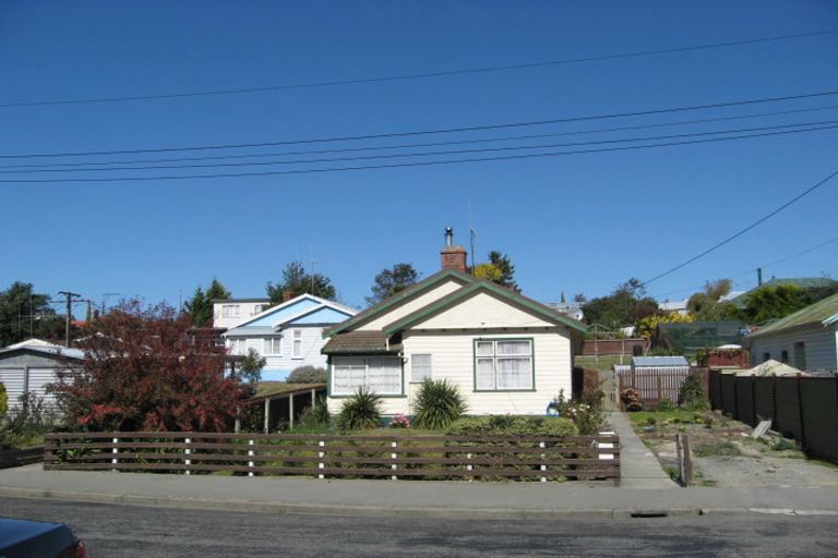 Photo of property in 10 Cameron Street, Seaview, Timaru, 7910