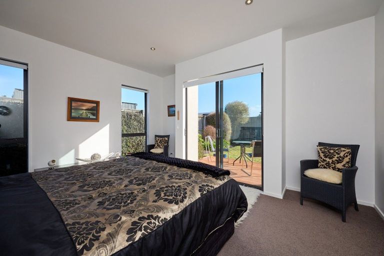 Photo of property in 5 Mcrae Gardens, Kaikoura Flat, Kaikoura, 7371