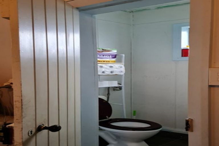 Photo of property in 17 Rimu Street, Gonville, Whanganui, 4501