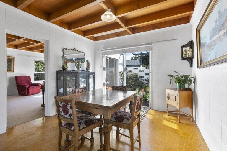 Photo of property in 194a Seaview Road, Westown, New Plymouth, 4310