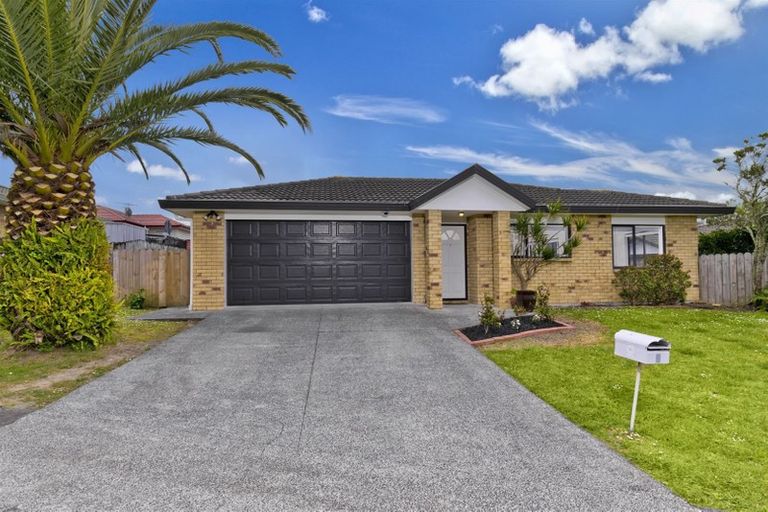 Photo of property in 7 Jeffery Reeve Crescent, Ranui, Auckland, 0612