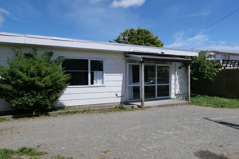 Photo of property in 22a Sussex Street, Levin, 5510