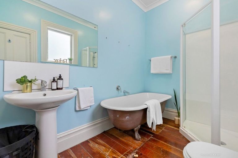 Photo of property in 38 Todman Street, Brooklyn, Wellington, 6021