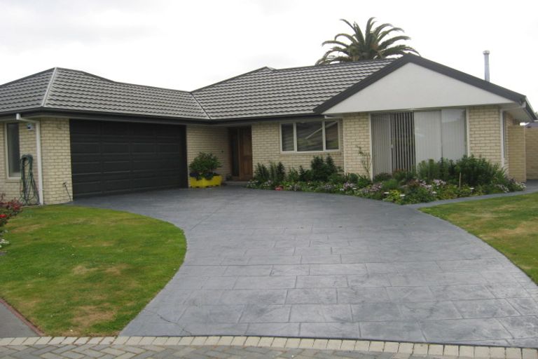 Photo of property in 17 Montego Close, Shirley, Christchurch, 8052