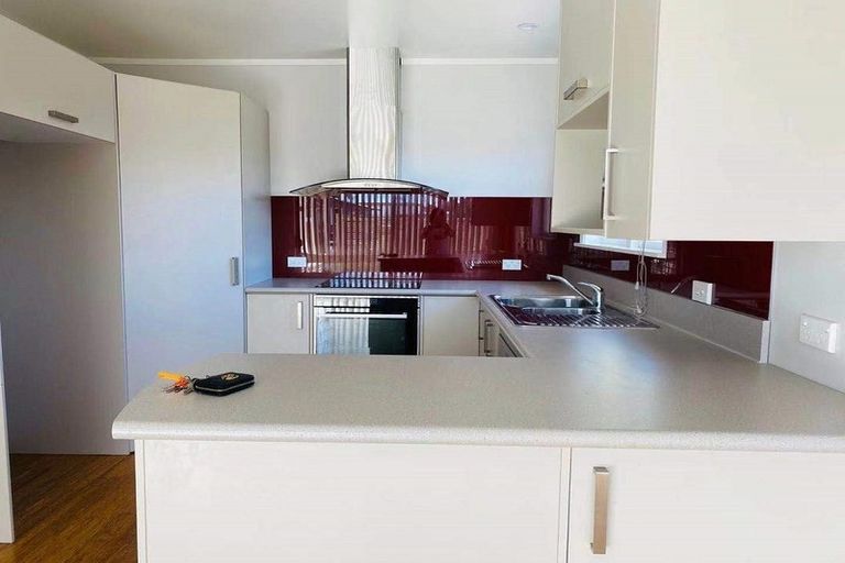 Photo of property in 10 Aurea Avenue, Pakuranga, Auckland, 2010