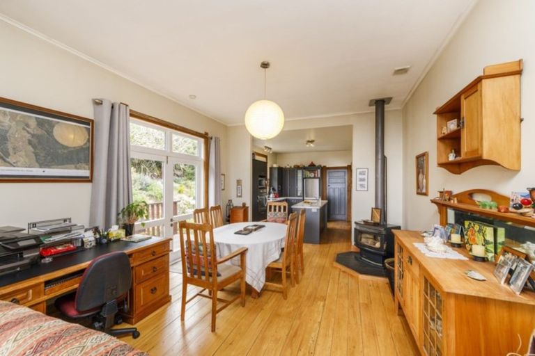 Photo of property in 104 Harrison Hill Road, Aokautere, Palmerston North, 4471