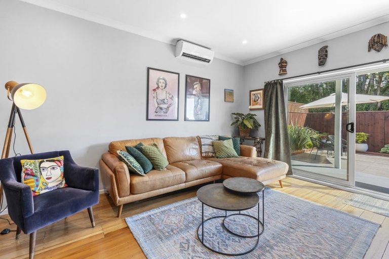 Photo of property in 53 Ngamotu Road, Moturoa, New Plymouth, 4310