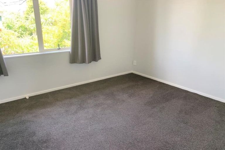 Photo of property in 53 Daniels Road, Redwood, Christchurch, 8051