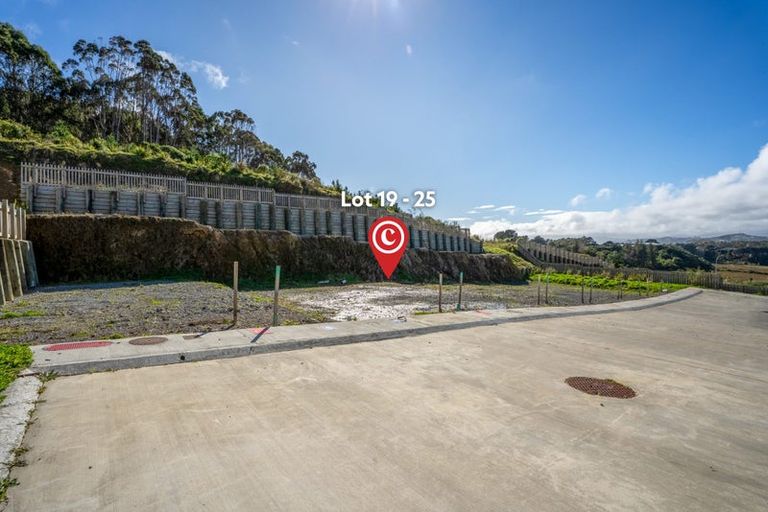 Photo of property in 42 Raiha Street, Kenepuru, Porirua, 5022