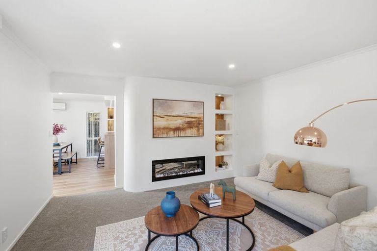 Photo of property in 139 Memorial Avenue, Burnside, Christchurch, 8053
