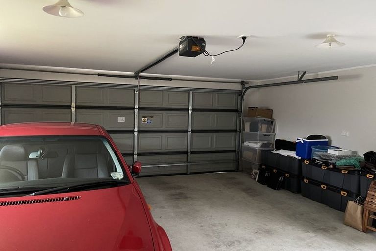 Photo of property in 3 The Palms, Rototuna, Hamilton, 3210