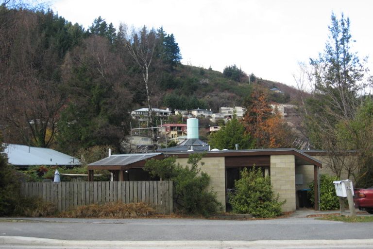 Photo of property in 4/13 Fryer Street, Queenstown, 9300