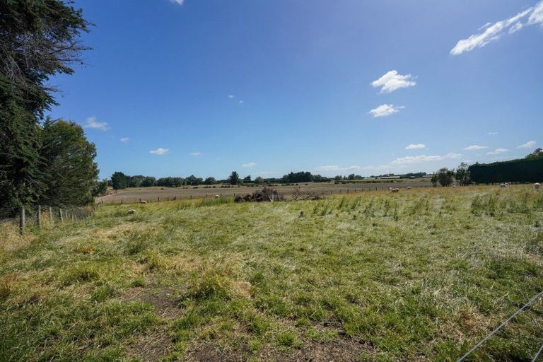 Photo of property in 195 Oteramika Road, Seaward Bush, Invercargill, 9871