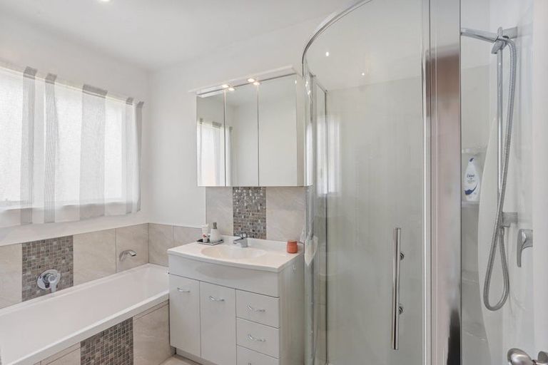 Photo of property in 52 Roydon Drive, Templeton, Christchurch, 8042