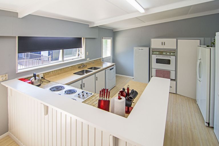 Photo of property in 22 Plunket Street, Kelburn, Wellington, 6012