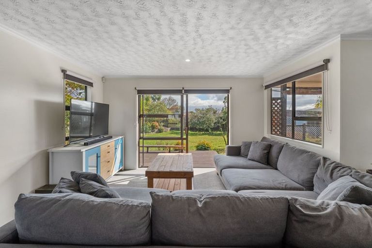 Photo of property in 104 Hyde Avenue, Richmond Heights, Taupo, 3330