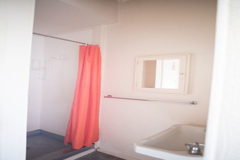 Photo of property in 1-27/21 Te Aroha Street, Hamilton East, Hamilton, 3216