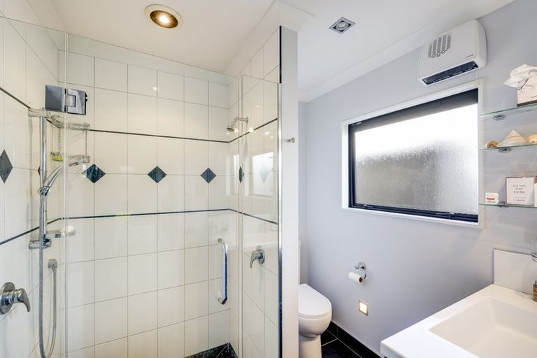 Photo of property in 9 Pacific Avenue, Poraiti, Napier, 4112