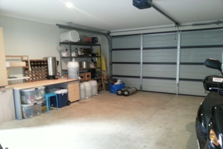 Photo of property in 70 Ngataringa Road, Devonport, Auckland, 0624