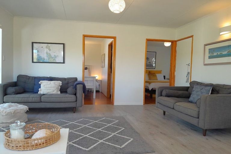 Photo of property in 43 Bluff Road, Kuaotunu West, Whitianga, 3592