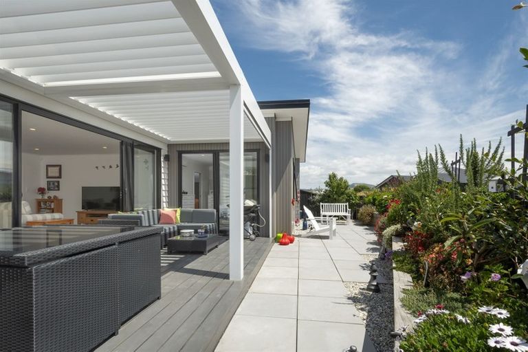 Photo of property in 6 Huanui Close, Papamoa Beach, Papamoa, 3118