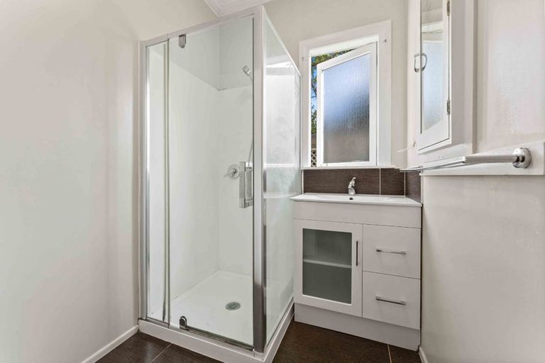 Photo of property in 1/108 Porchester Road, Papakura, 2110