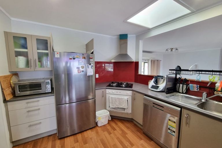 Photo of property in 2/43 Elliot Street, Howick, Auckland, 2014