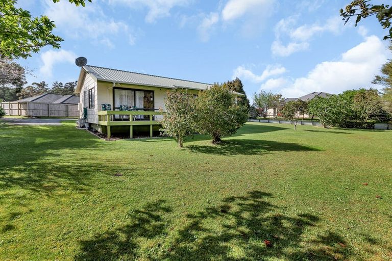 Photo of property in 40 Tamure Place, Ruakaka, 0116