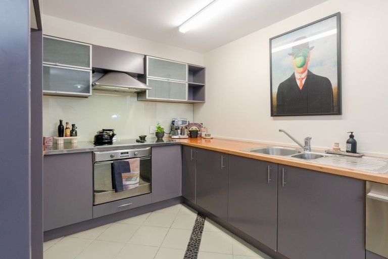 Photo of property in Elizabeth Street Chapel, 7/6 Elizabeth Street, Mount Victoria, Wellington, 6011