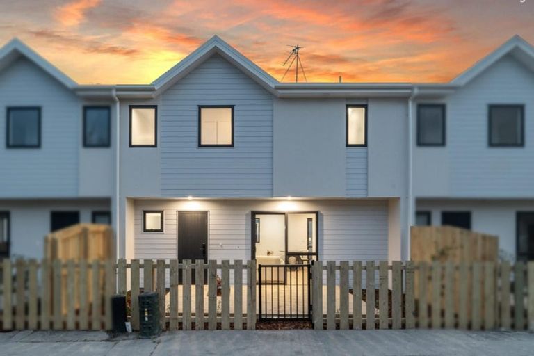 Photo of property in 2/28 Cross Street, Phillipstown, Christchurch, 8011